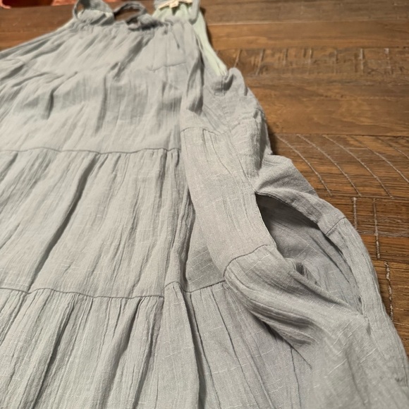 Listicle Gray Asymmetrical Tiered Sundress L Large (stain on inner) - Picture 12 of 14
